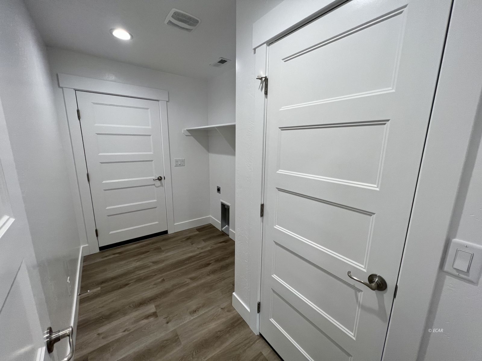 335 Country Club Parkway Property Photo 25