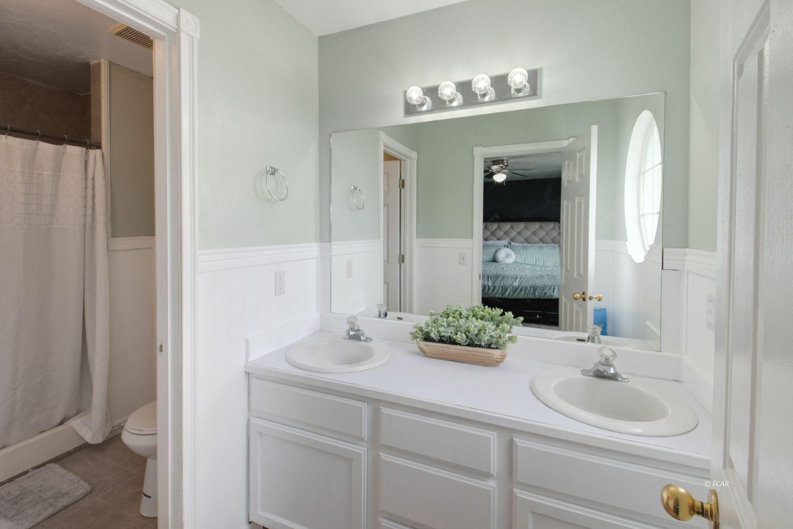 1519 Glenmoor Drive Property Photo 21