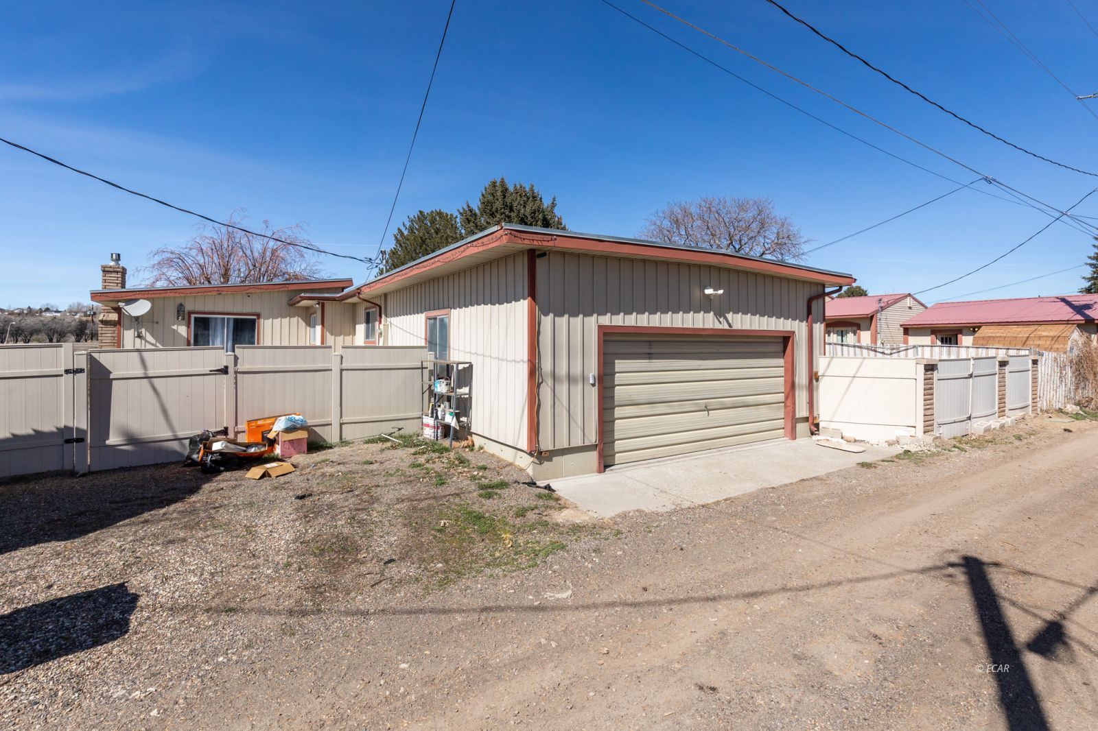 108 Walnut Street Property Photo 28