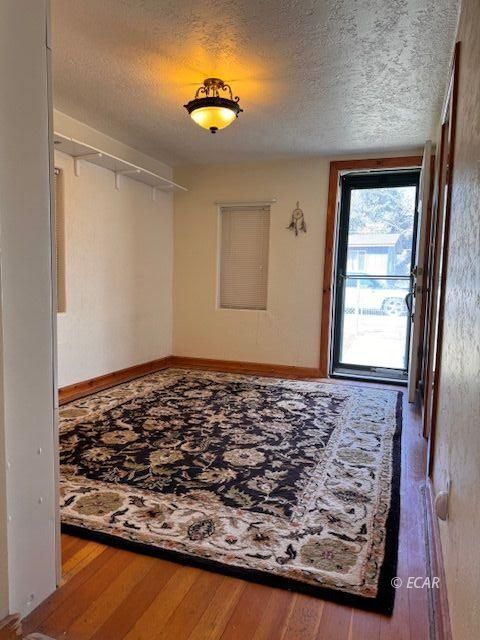 812 Lincoln Avenue Property Photo 4