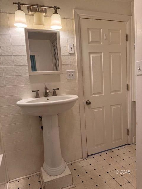 812 Lincoln Avenue Property Photo 13