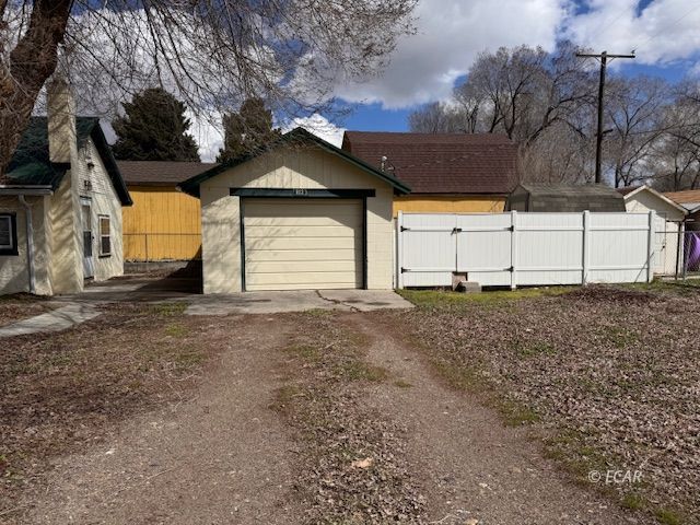 812 Lincoln Avenue Property Photo 27